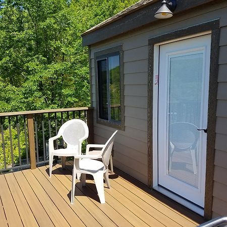 Holiday Shores Resort Osage Beach Exterior photo